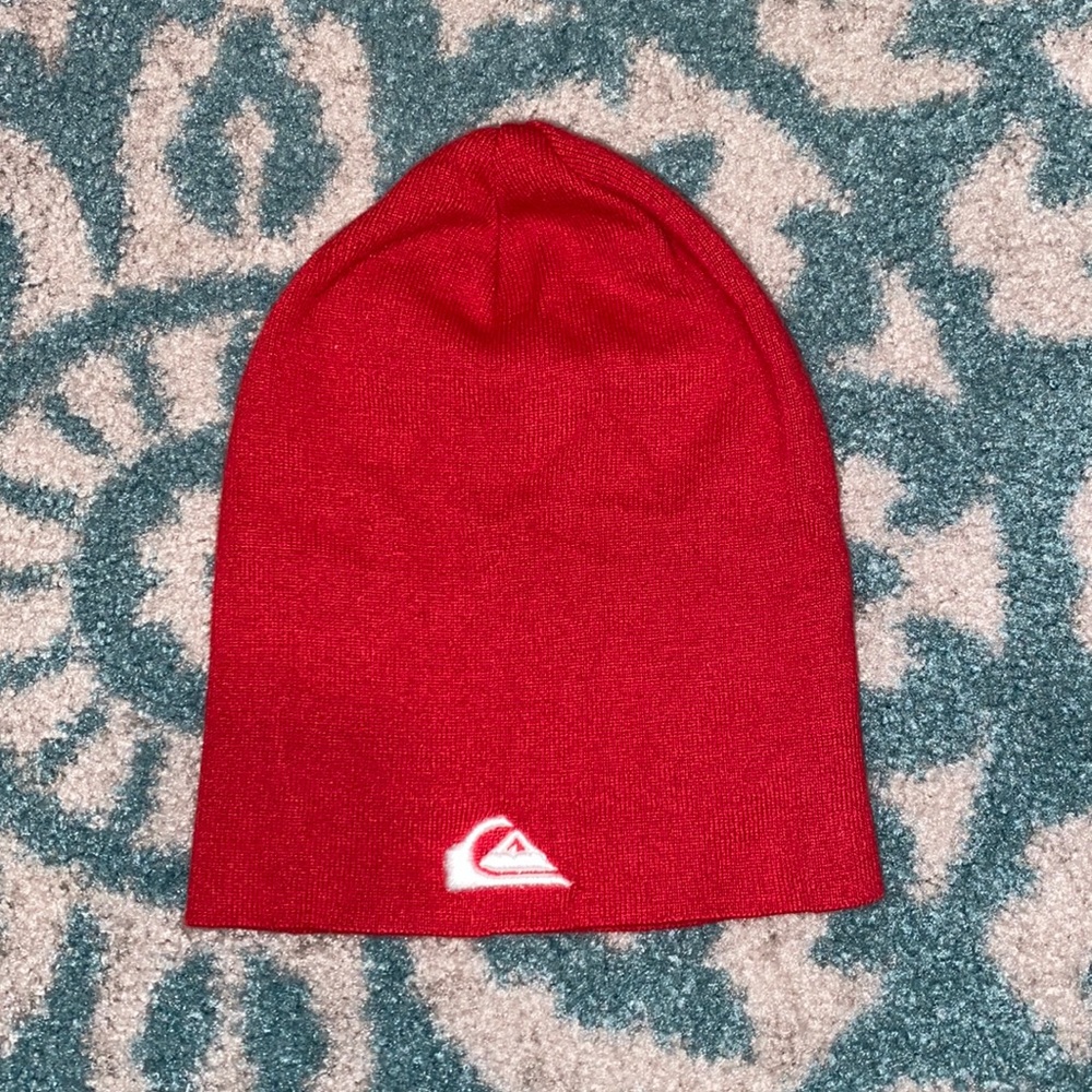 Women’s Quicksilver red hat